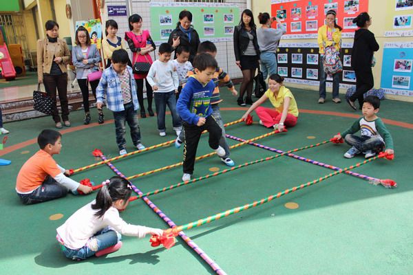 幼儿园游戏大班游戏活动_幼儿园大班游戏活动教案_大班教案园幼儿游戏活动反思