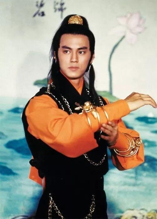 吹弹可破什么意思_弹丸论破2澪田唯吹_超级弹丹论破