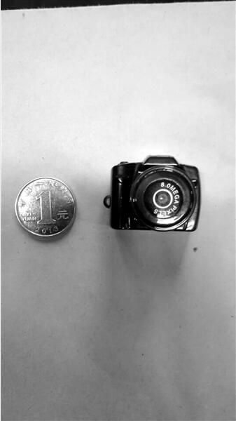 自拍或偷拍在线短片_女厕偷拍25p_自拍偷拍25p