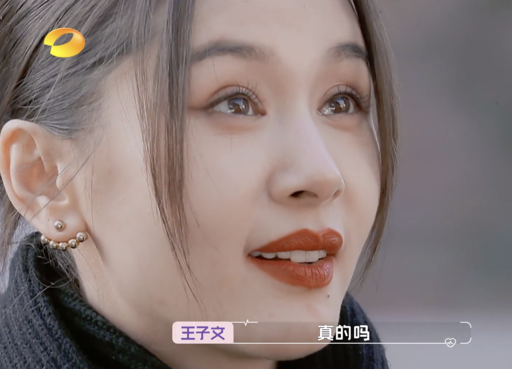 明星恋人_热恋中的明星情侣_恋爱明星