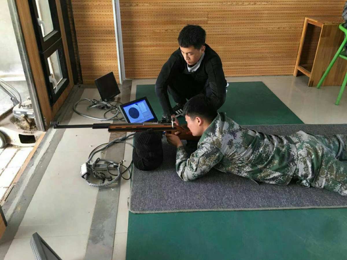 双人射击冠军_双人射击比赛规则_双人射击赛