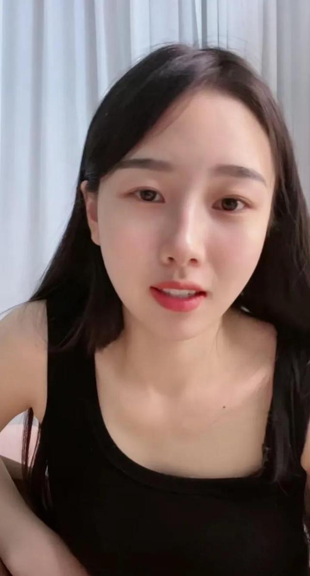 美女直播，无限精彩，尽在你眼前
