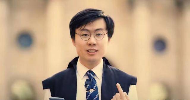 吾有上将潘凤是什么梗_中单潘神_潘中单29岁是什么梗
