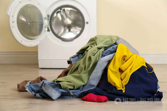 一键擦掉衣服的软件_一键擦除衣物_手机一键擦除衣服的软件