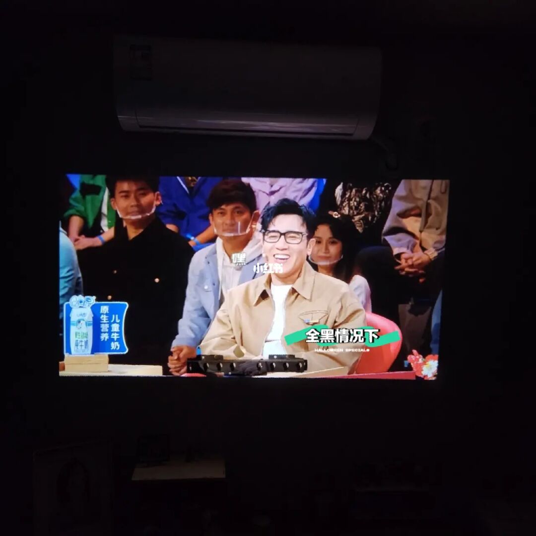 用电视玩游戏看不清_电视打游戏画面跟不上手机_手机电视玩游戏