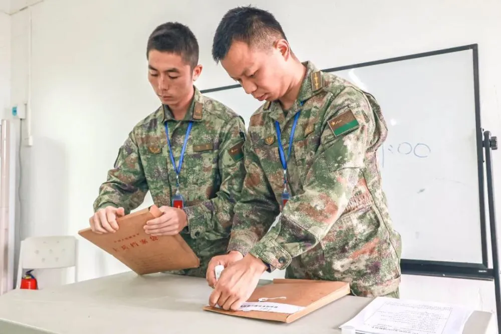 部队手机可以玩多久游戏_部队可以用游戏手机吗_部队玩手机游戏可以退兵吗