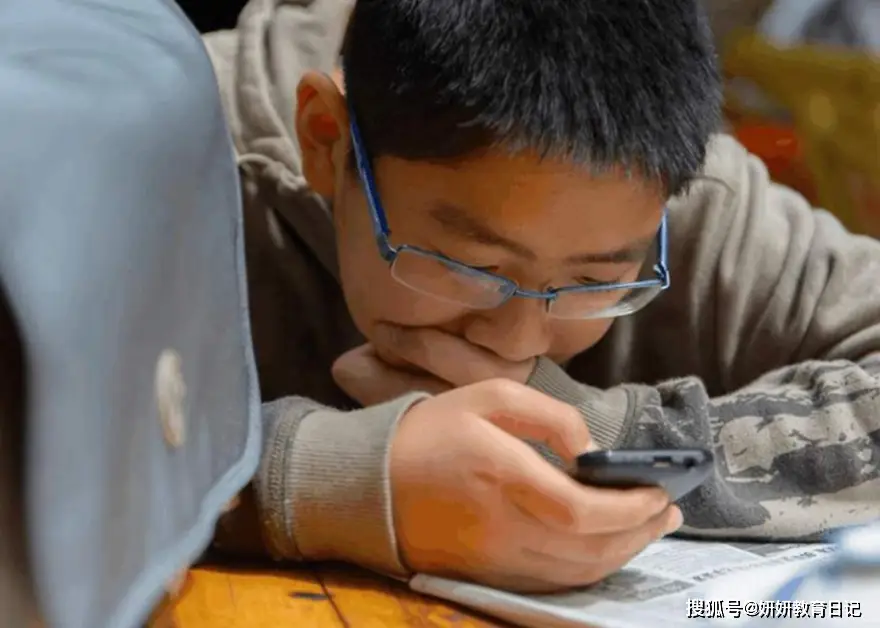 抽烟手机游戏叫什么_不抽烟手机游戏_抽烟小游戏