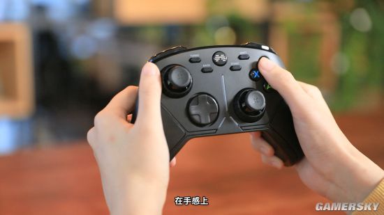 外设玩手游用什么软件_外设打游戏_不用外设玩电脑游戏的手机