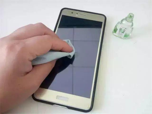 打游戏的时候手机触控不灵_游戏触控失灵_触控灵敏度有什么用