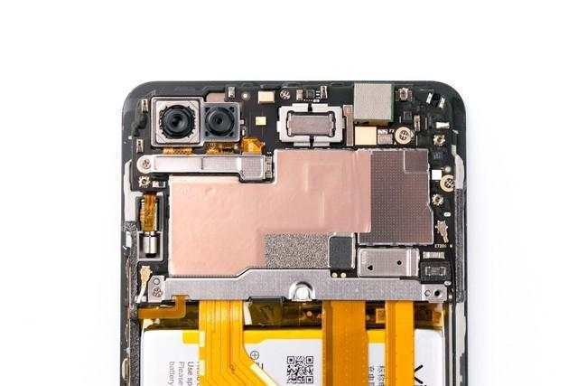 rog游戏手机 拆机_rog3游戏手机拆机_rog游戏手机拆解