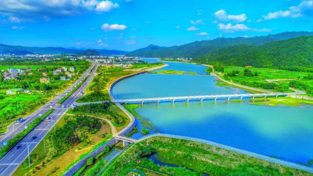 城镇建设小游戏_城镇建设手机游戏_城市建设手机游戏
