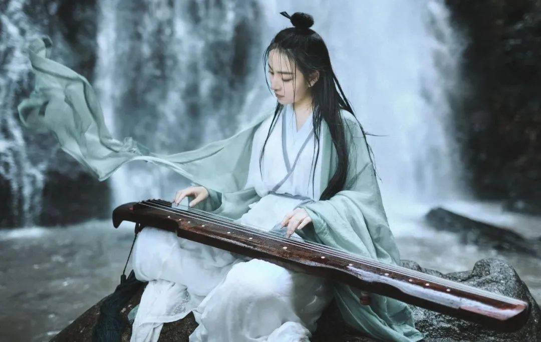 弹古琴手机游戏-古琴新手变大师！音乐游戏改变我的人生