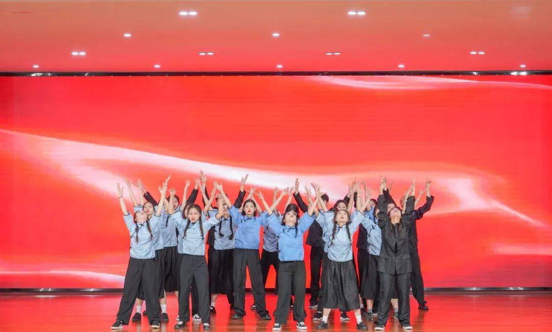 潮汐锁定_什么叫潮汐锁定_潮汐锁定是怎么形成的