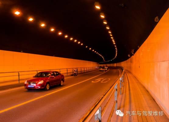 公路行车模拟手机版游戏_行车模拟公路版手机游戏_行车模拟器游戏