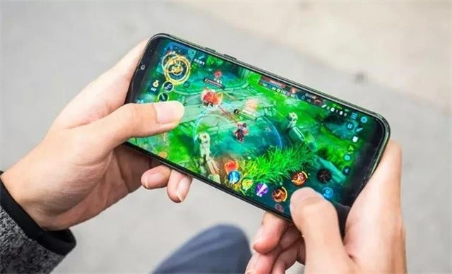 电脑玩游戏手机游戏用什么软件_把手机当电脑用的游戏_电脑游戏用手机玩软件