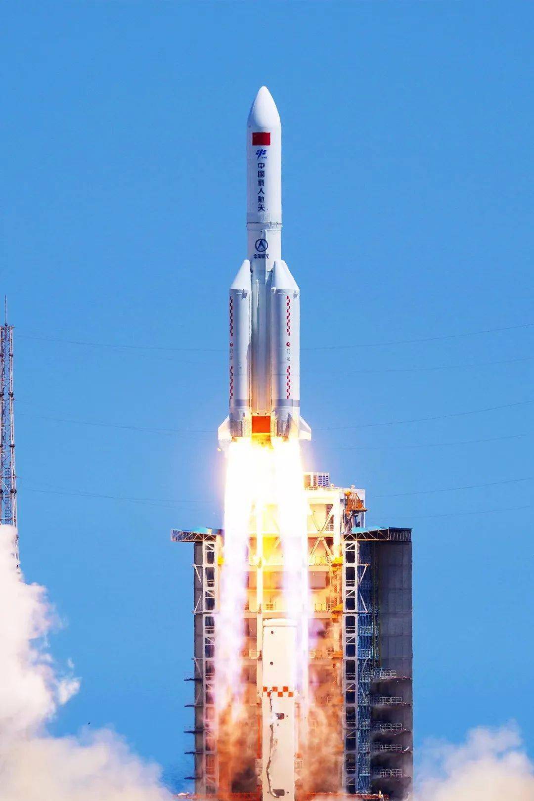航天起源于中国是因为_中国航天日的由来_中国航天器的由来