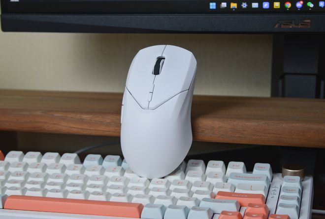 鼠标键盘玩手机游戏_打游戏手机自带鼠标吗_自带鼠标打手机游戏怎么设置