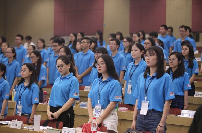 求职学生_过来人求职商学院_求职学校