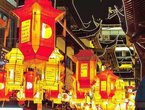 中央回应春节放10天假_中央回应春节放15天假_中央对春节期间规定