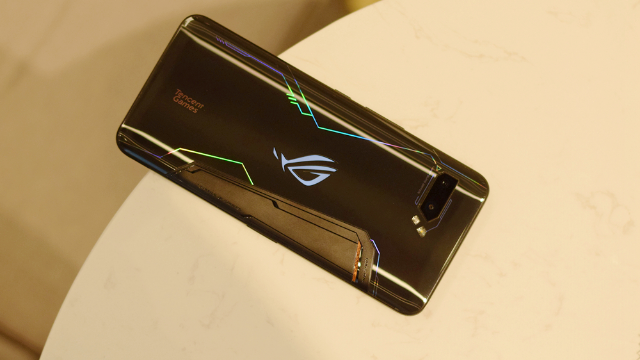 rog游戏手机3刷机_rog游戏手机2 刷机包_rog1刷机包
