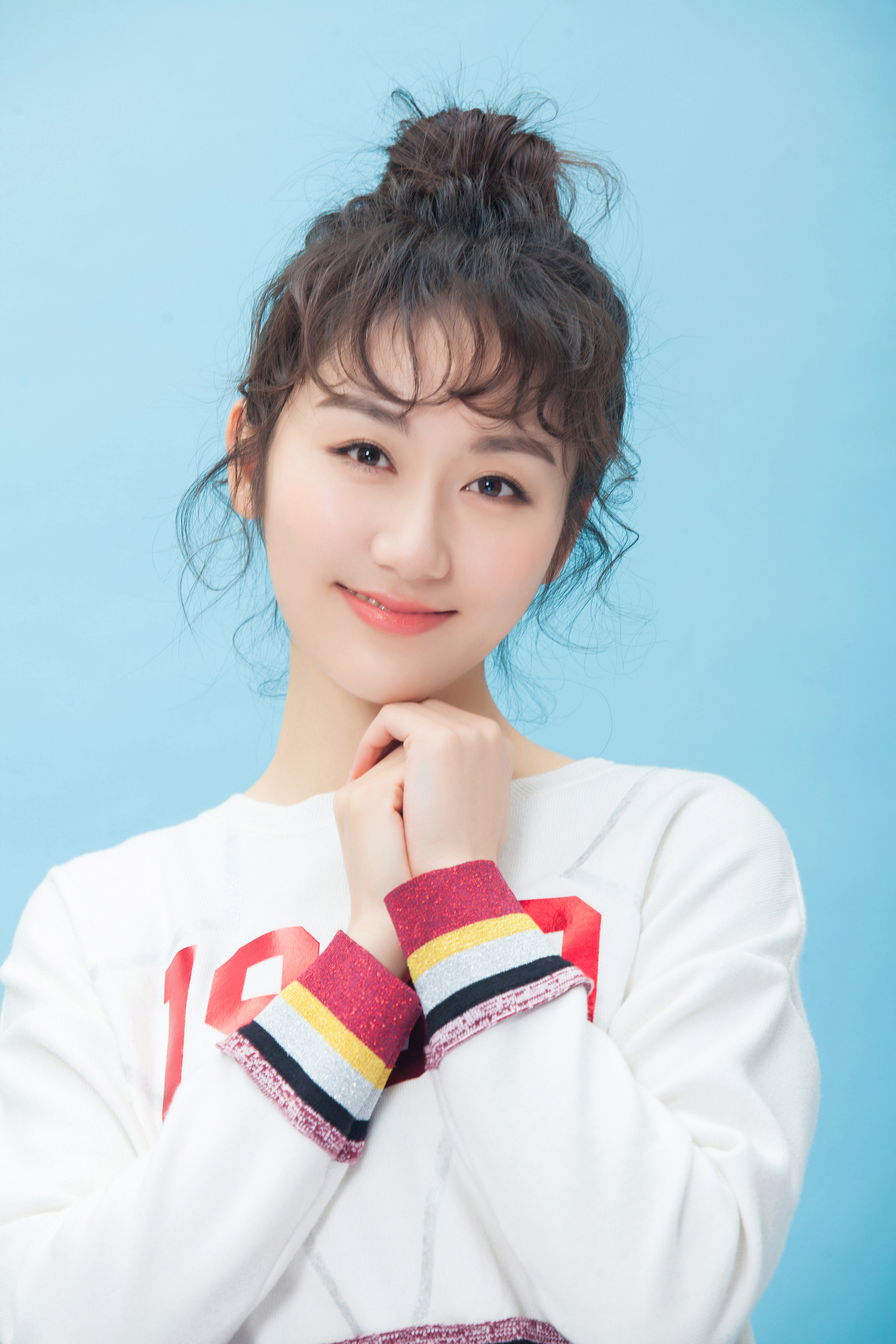 再见钟情_再见钟情什么意思_再见钟情首席爱妻百分百