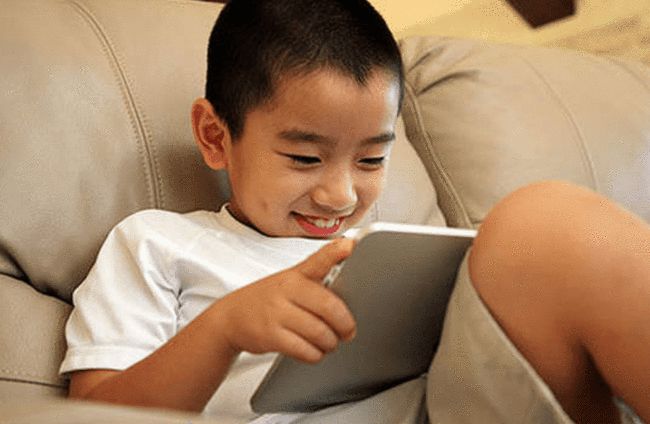 qq游戏欢乐斗地主手机版下载_快吧游戏盒手机版下载_15岁小孩手机游戏下载